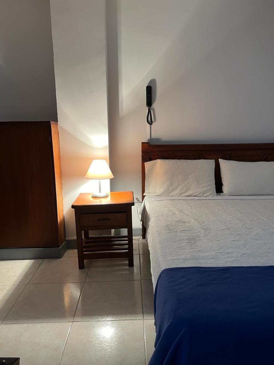 Hotel Armenia Centro Extérieur photo